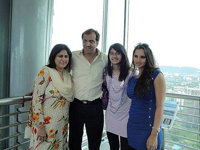 sania mirza family sania mirza family